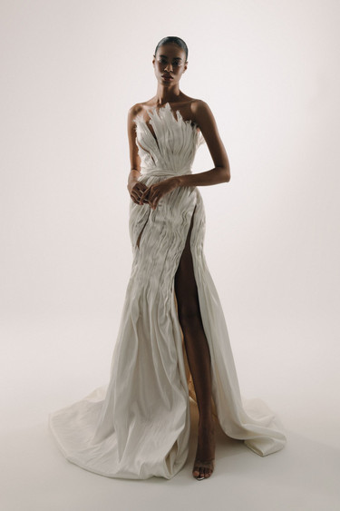Wedding dresses with a asymmetrical corset