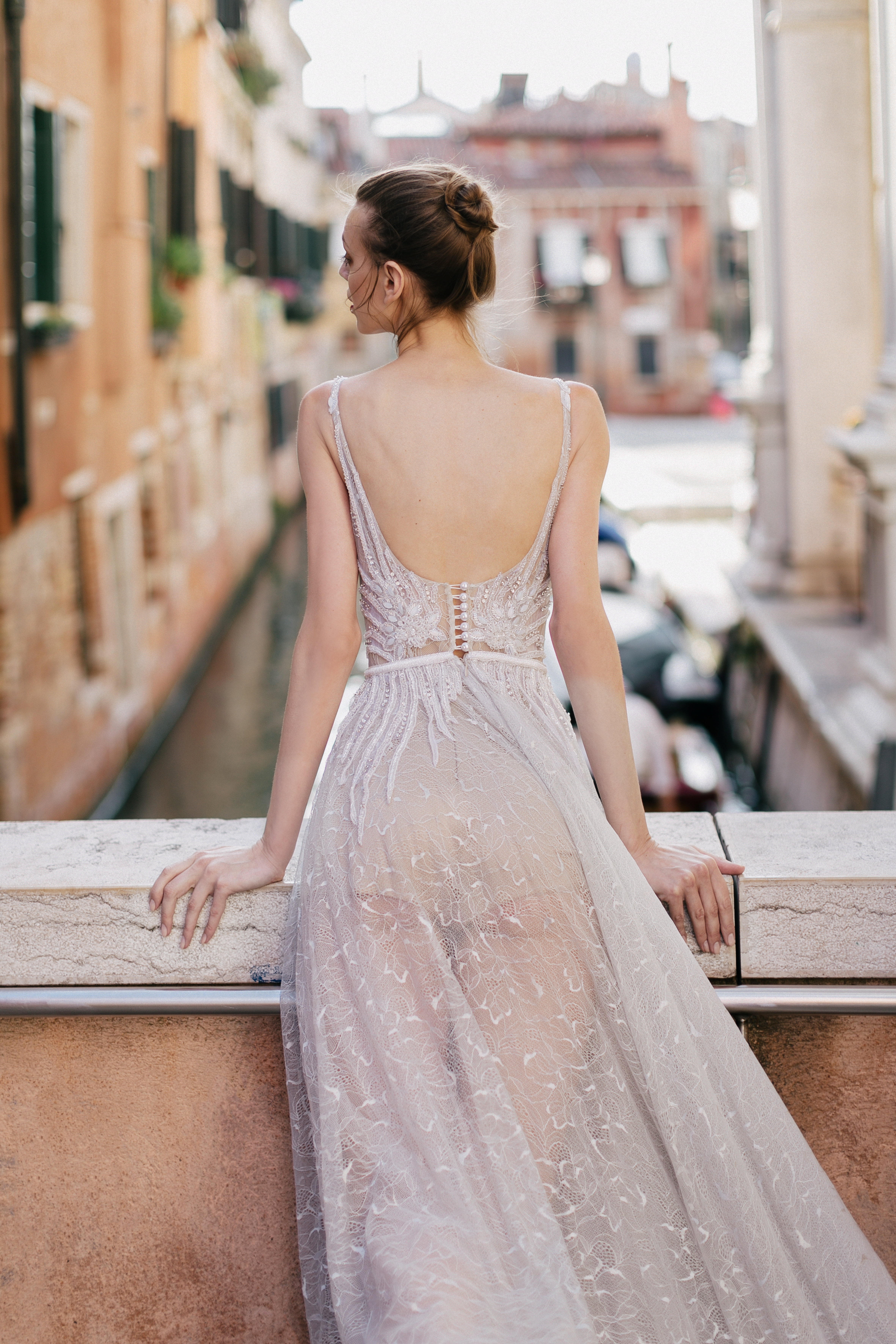 Купить свадебное платье «Линдиас» Рара Авис из коллекции Лакшери Коллекшен 2017 года в салоне свадебных платьев
