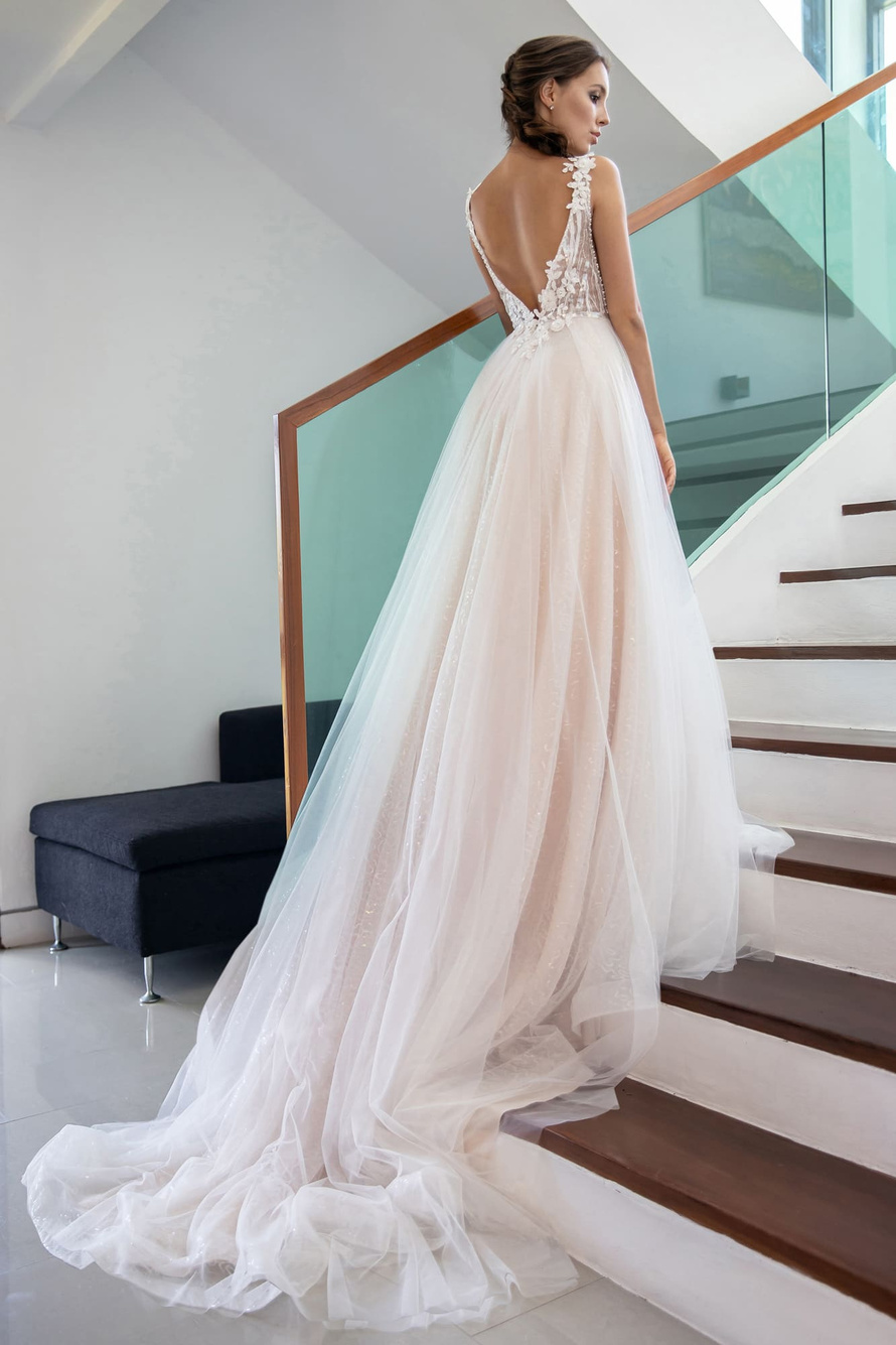 Свадебное платье «Аморелли» Strekkoza — купить в Краснодаре платье Аморелли из Pre-collection Стреккоза 2019