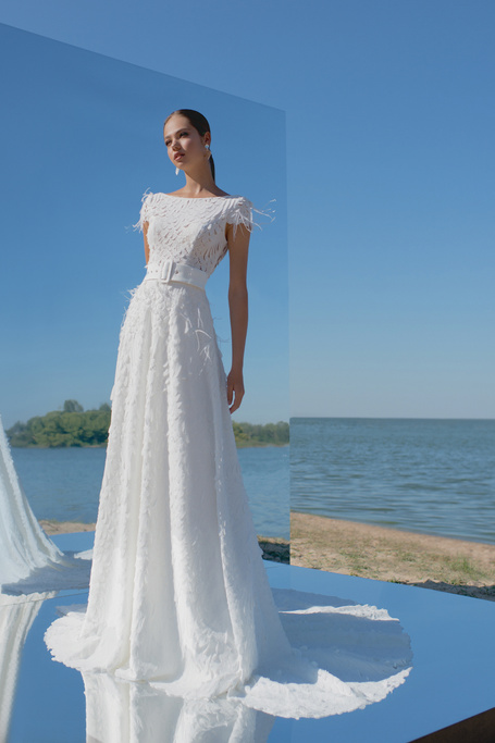 Свадебное платье «Коломба» Strekkoza — купить в Краснодаре платье Коломба из Nuvole Nella Sabbia Стреккоза 2020