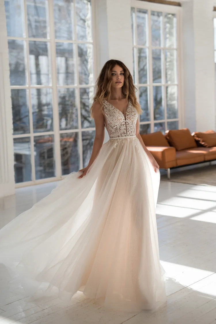 Купить свадебное платье «Саванна» Натальи Романовой из коллекции 2020 в салоне «Мэри Трюфель» Саванна