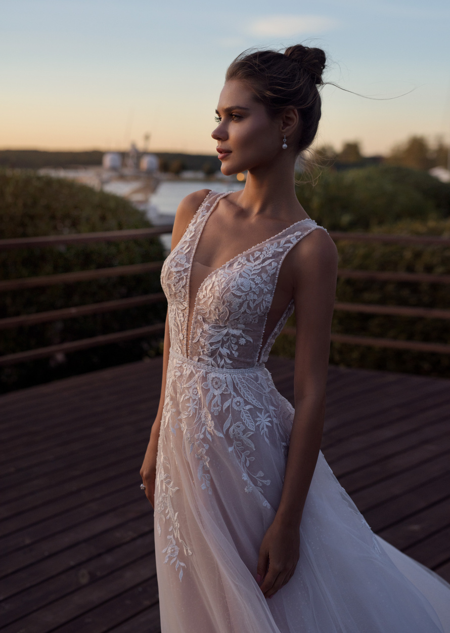 Купить свадебное платье «Лоули» Натальи Романовой из коллекции 2019 в Екатеринбурге