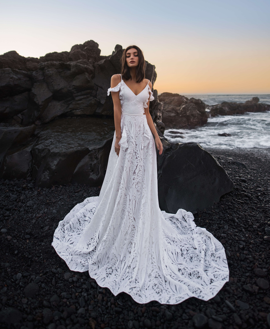 Купить свадебное платье «Манил» Бламмо Биамо из коллекции 2019 года в Екатеринбурге