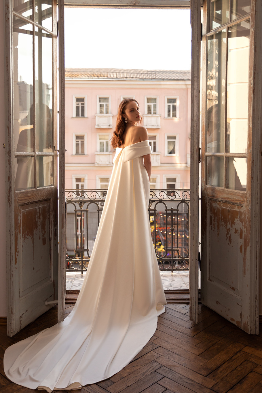 Купить свадебное платье «Джойс» Евы Лендел из коллекции 2022 в «Мэри Трюфель»