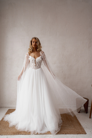 Купить свадебное платье «Римма» Наталья Романова из коллекции 2025 года в салоне «Мэри Трюфель»