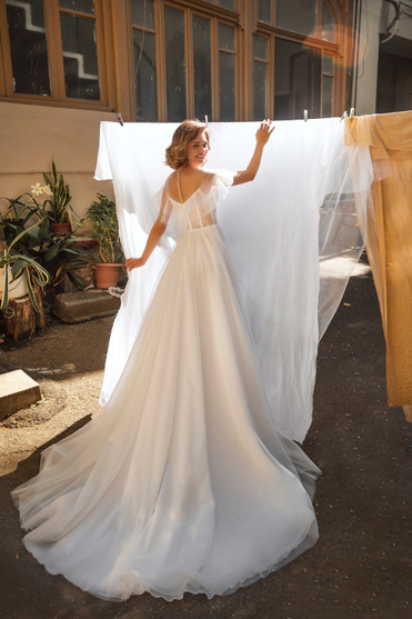 Купить свадебное платье «Касабланка» Кукла из коллекции Чувство 2022 года в салоне «Мэри Трюфель»