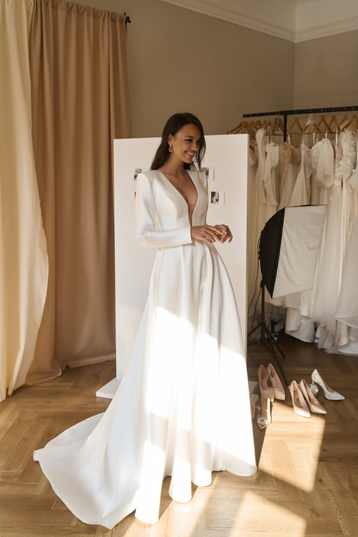 Купить свадебное платье «Жаклин» Сониа Солей Эир из коллекции 2024 года в салоне «Мэри Трюфель»