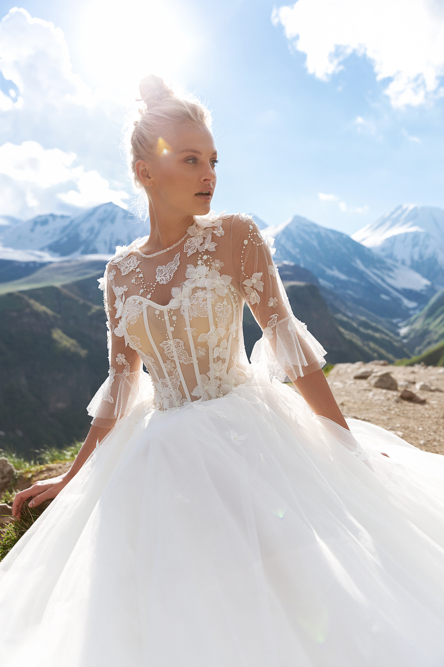 Свадебное платье «Инвара» Куклы — купить в Краснодаре платье Инвара из коллекции «Прекрасный день» 2020