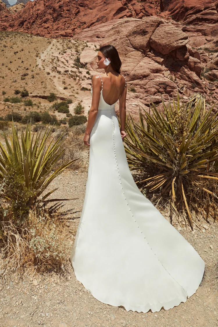 Buy wedding dress «LP2408» La Perle from the collection of 2024 in the boutique “Mary Trufel” LP2408