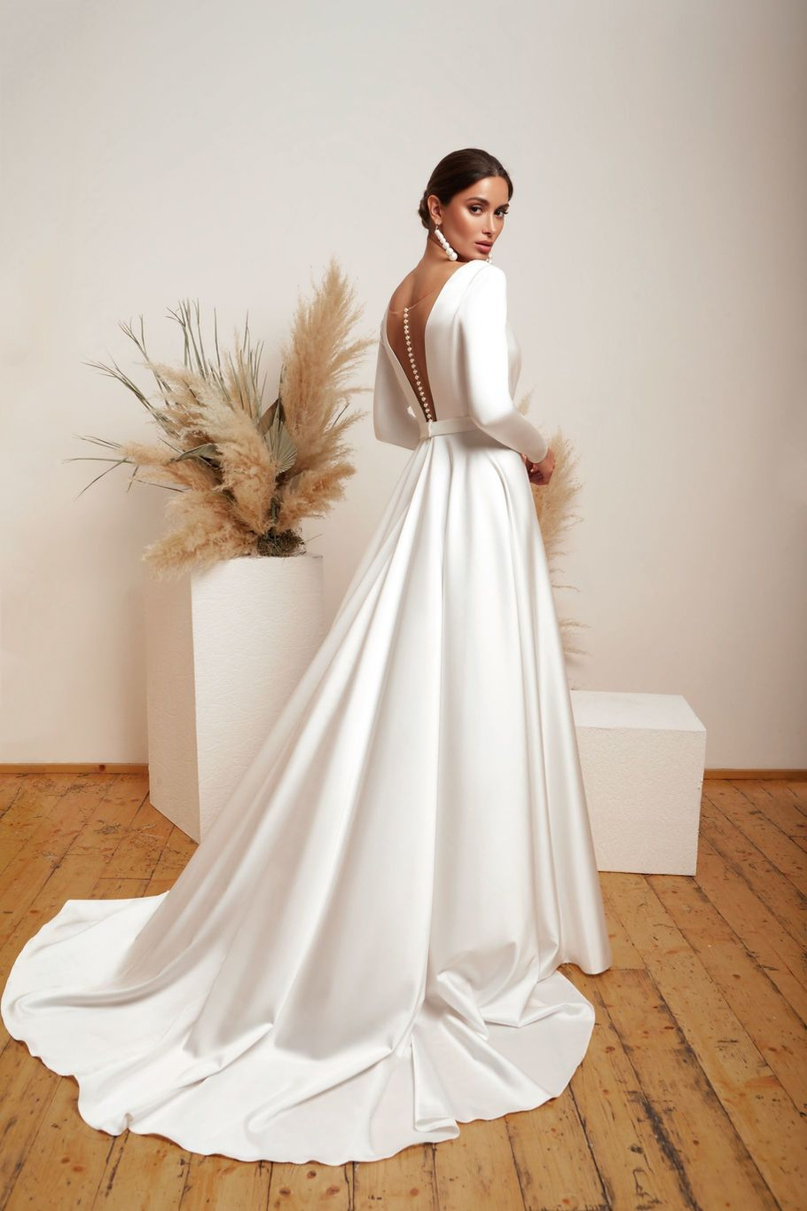 Свадебное платье «Вилена» Мэрри Марк — купить в Санкт-Петербурге платье Вилена из коллекции «Будь Собой» 2020