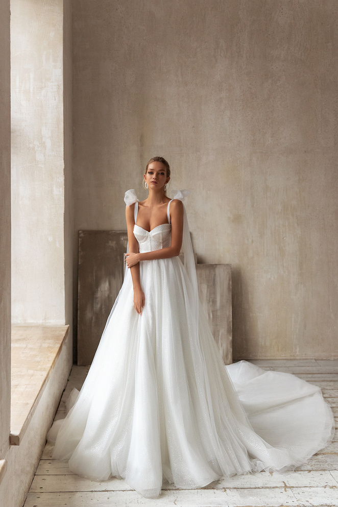 Свадебное платье «Линдси» Евы Лендел — купить в Краснодаре платье Линдси из коллекции "Меньше значит больше"2021