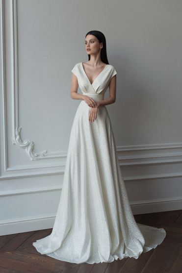 Купить свадебное платье «Рэрфи» Татьяна Каплун из коллекции 2022 года в салоне «Мэри Трюфель»