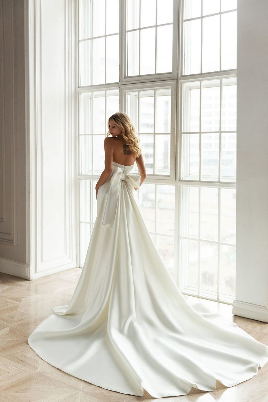 Купить свадебное платье «Алегра» Евы Лендел из коллекции 2021 в Екатеринбурге 
