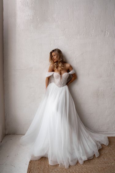 Wedding dresses with dropped straps