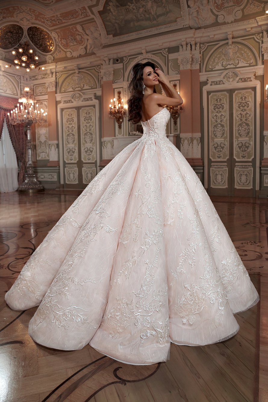 Купить свадебное платье Навиблю Брайдал (Арт. YKK-005) из коллекции 2019 в салоне