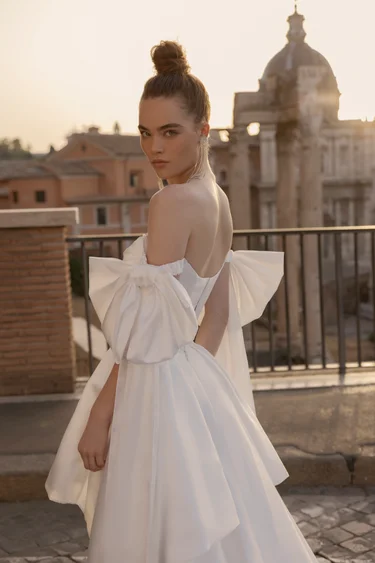 Купить свадебное платье «Розабелла» Бламмо Биамо из коллекции Гармония Любви 2023 года в салоне «Мэри Трюфель» Розабелла