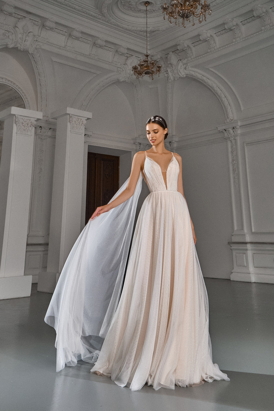 Свадебное платье «Инара» Мэрри Марк — купить в Москвае платье Инара из коллекции «Гэлакси» 2021