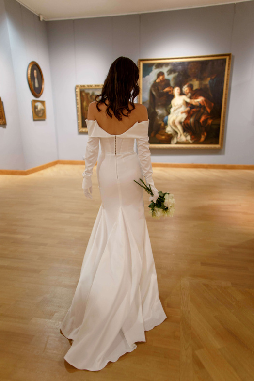 Купить свадебное платье «Гала» Рара Авис из коллекции Трилогия Любви 2022 года в салоне «Мэри Трюфель»