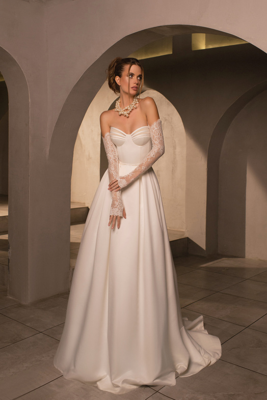Купить свадебное платье «Эзэтия» Мэрри Марк из коллекции Минимализм 2023 года в салоне «Мэри Трюфель»