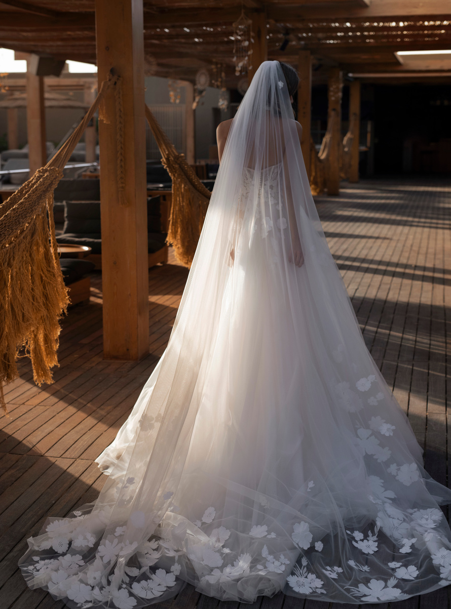 Купить свадебное платье Теамо Наталья Романова из коллекции 2024 года в салоне «Мэри Трюфель»