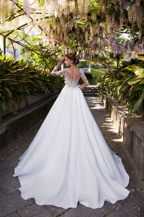 Купить свадебное платье «Арт. 17031» Луссано Брайдал из коллекции 2018 в Волгограде недорого Арт. 17031