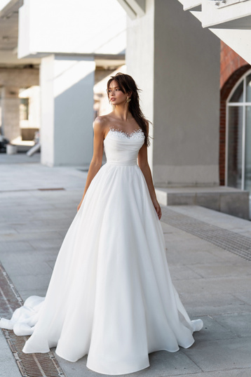 Buy wedding dress «Leonora» Sonesta from the collection of 2023 in the boutique “Mary Trufel”