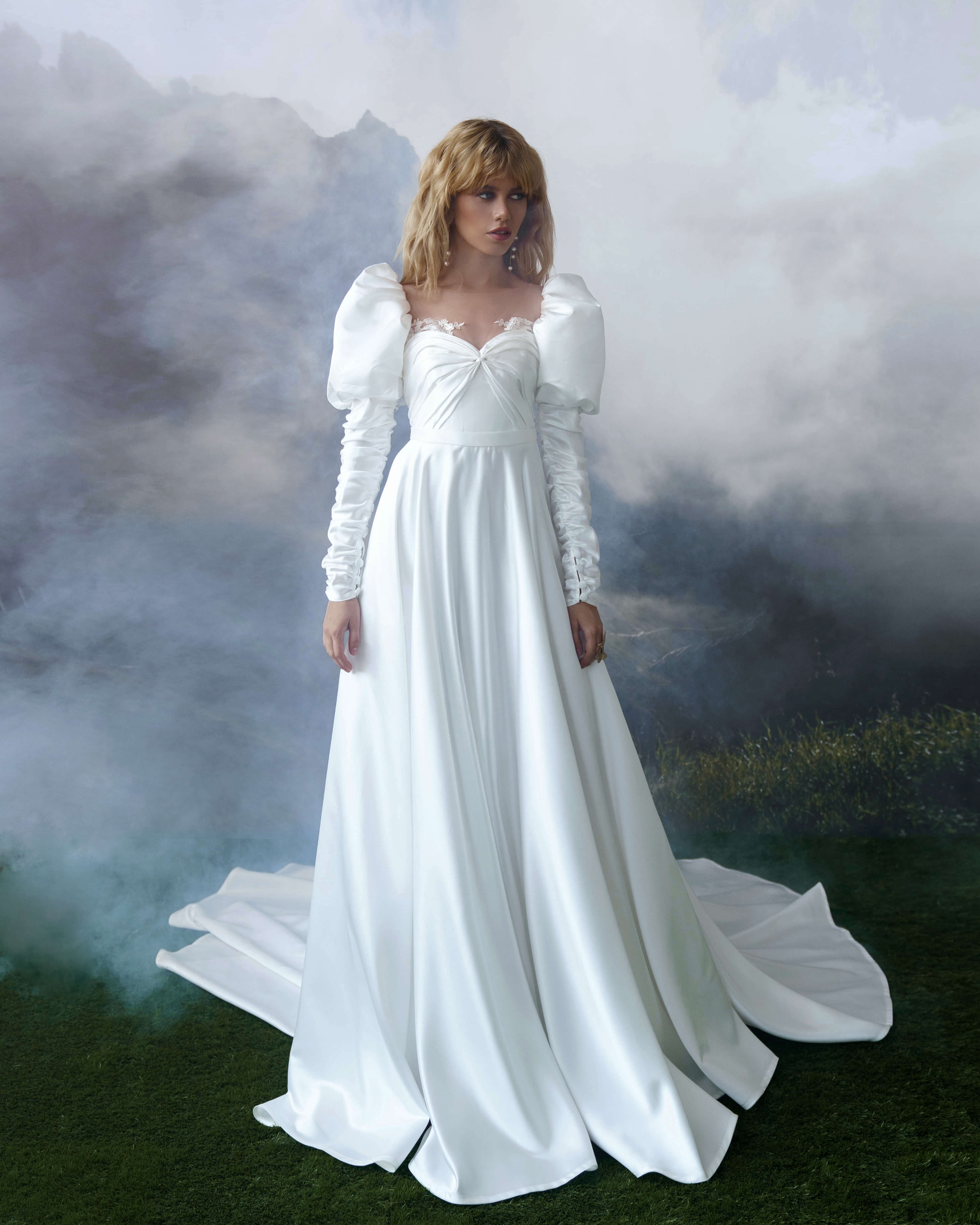 Купить свадебное платье «Клодин» Бламмо Биамо из коллекции Сказка 2022 года в салоне «Мэри Трюфель»