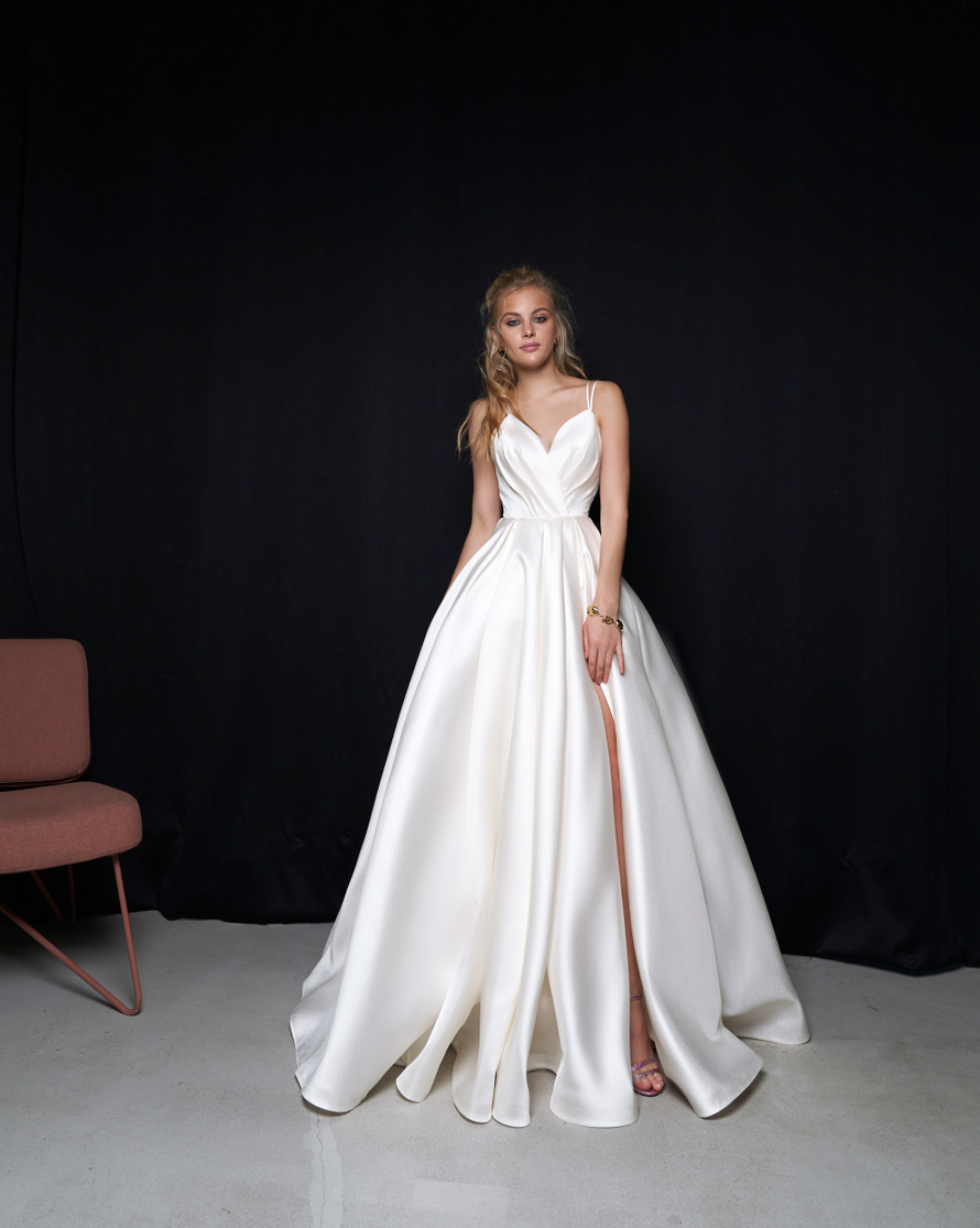 Свадебное платье «Ориан» Марта — купить в Санкт-Петербурге платье Ориан из коллекции 2021 года