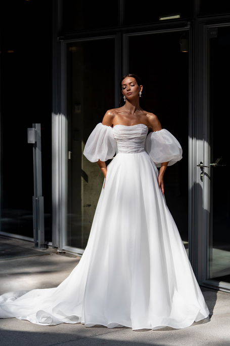 Купить свадебное платье «Энтони» Сонеста из коллекции 2023 года в салоне «Мэри Трюфель»