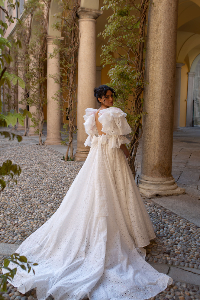 Купить свадебное платье «Миробелла» Рара Авис из коллекции Дольче Вита 2023 года в салоне «Мэри Трюфель»