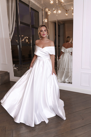 Свадебное платье «Ивон плюс сайз» Марта — купить в Нижнем Новгороде платье Ивон из коллекции 2019 года