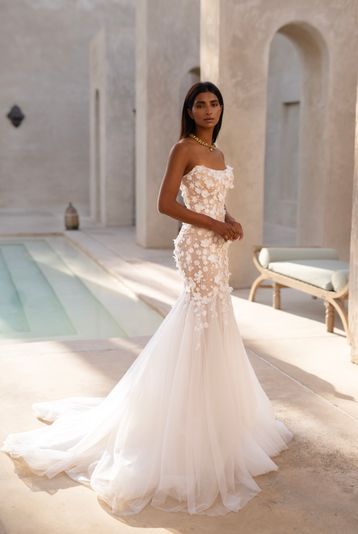 Buy Shaam Natalia Romanova's wedding dress from the Dune 2025 collection at the Mary Trufel boutique