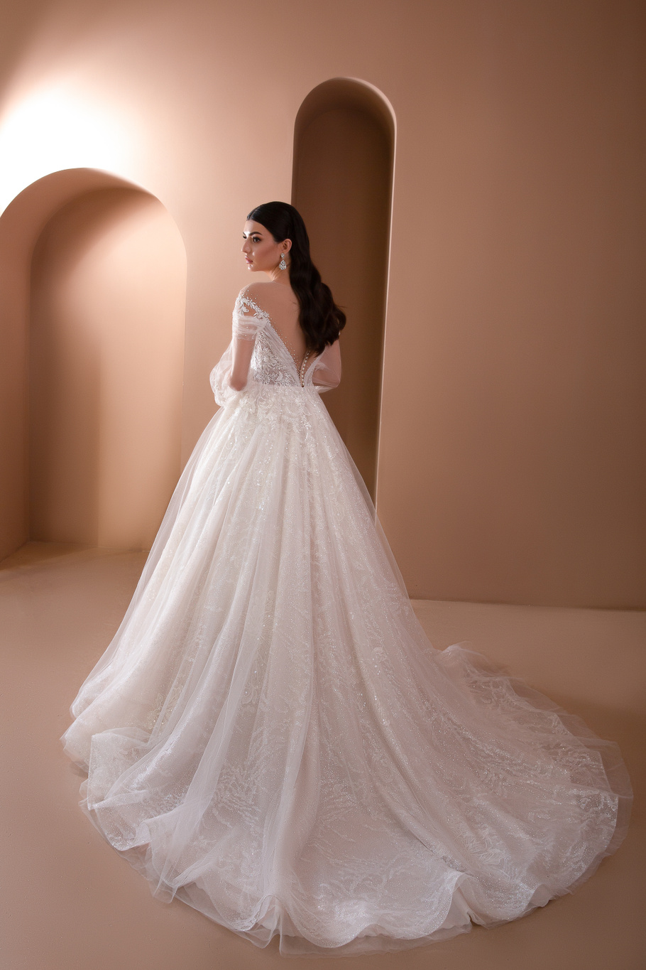 Купить свадебное платье Эредхел Армония из коллекции 2021 года в салоне «Мэри Трюфель»