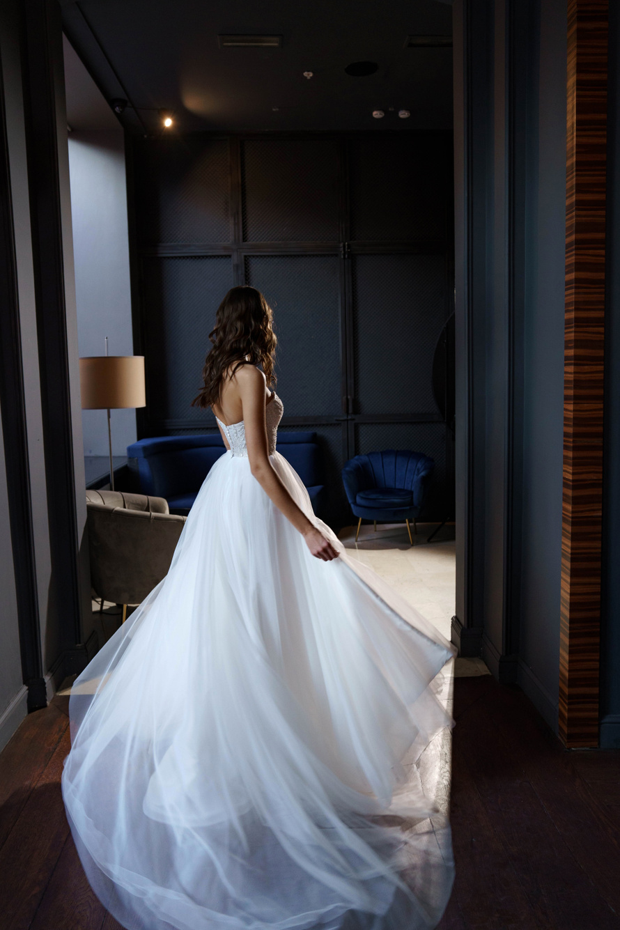 Купить свадебное платье «Асия» Сониа Солей Эир из коллекции 2023 года в салоне «Мэри Трюфель»