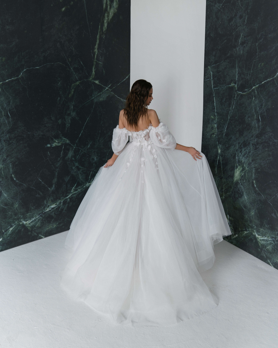 Свадебное платье «Мелисса» Рара Авис — купить в Краснодаре платье Мелисса из коллекции "Галактика"2022