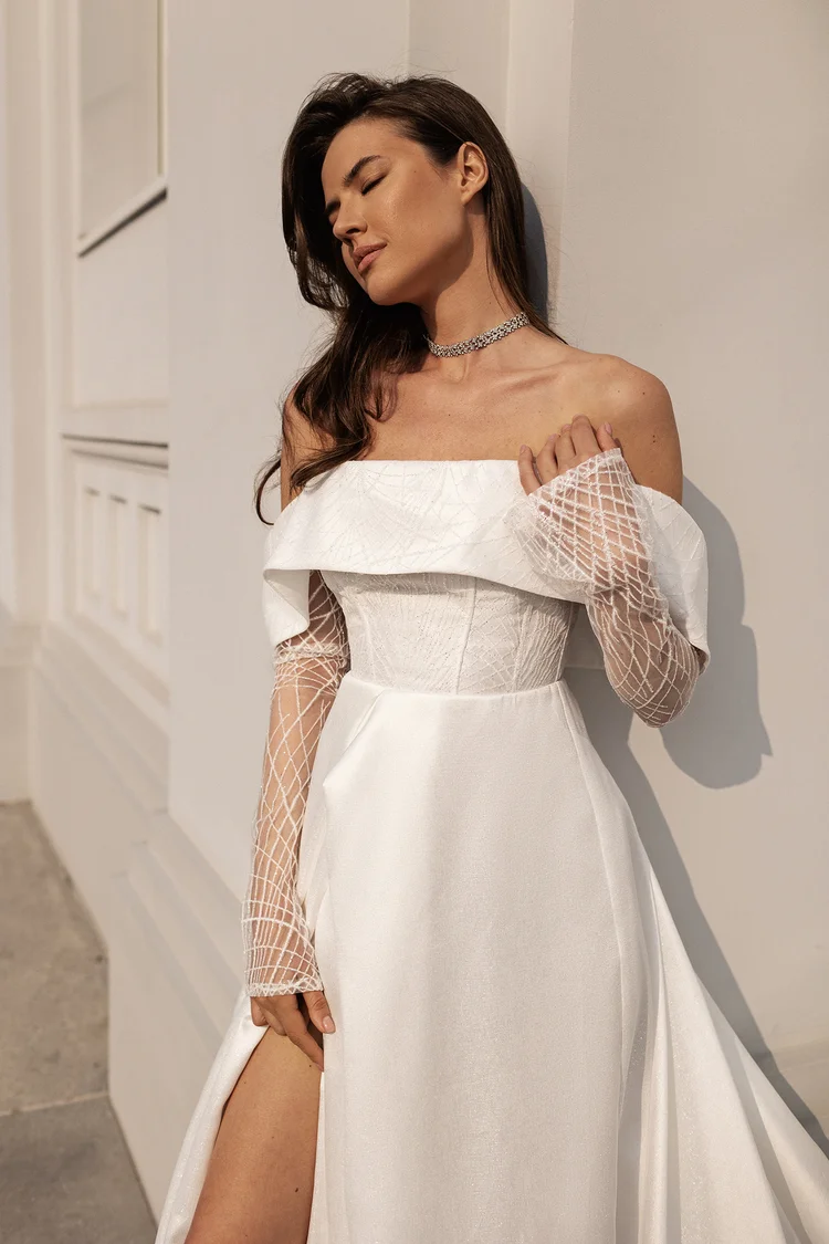 Купить свадебное платье «Оливия» Лула Кави из коллекции 2024 года в салоне «Мэри Трюфель» Оливия