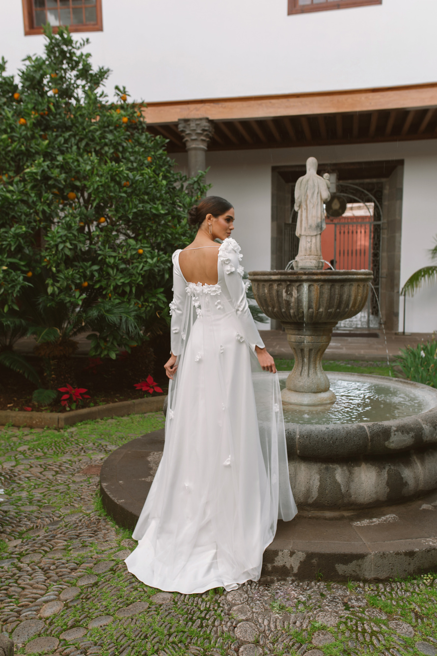 Купить свадебное платье «Ванда» Бламмо Биамо из коллекции Вайт Гарден 2024 года в салоне «Мэри Трюфель»