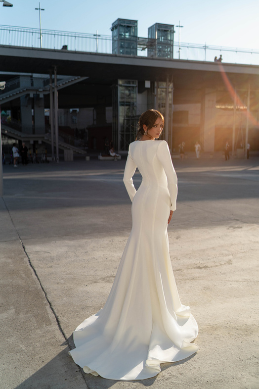 Купить свадебное платье «Констанция» Сонеста из коллекции 2023 года в салоне «Мэри Трюфель»