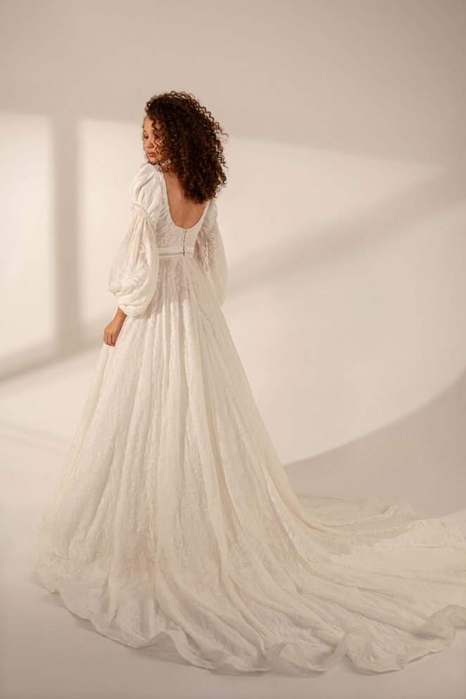 Купить свадебное платье «Джулиана» Рара Авис из коллекции Искра 2021 года в интернет-магазине