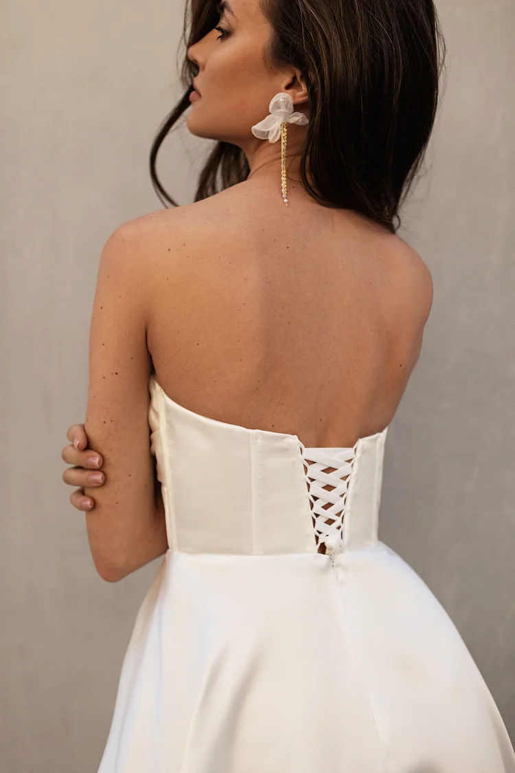 Купить свадебное платье «Мирта» Лула Кави из коллекции 2024 года в салоне «Мэри Трюфель» Мирта