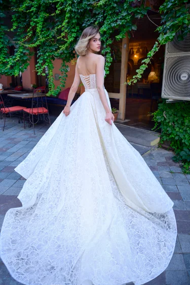 Купить свадебное платье «Сантиви» Кукла из коллекции Чувство 2022 года в салоне «Мэри Трюфель» Сантиви