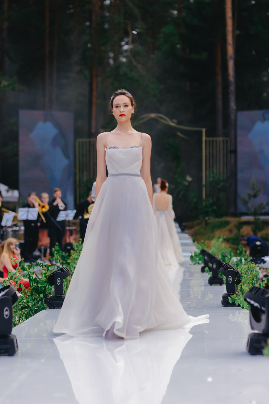 Купить свадебное платье «Асан» Рара Авис из коллекции Флорал Парадайз 2018 года в салоне свадебных платьев