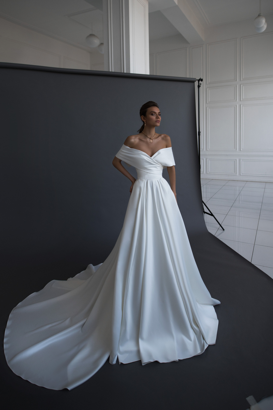 Свадебное платье «Ивон» Марта — купить в Краснодаре платье Ивон из коллекции 2019 года