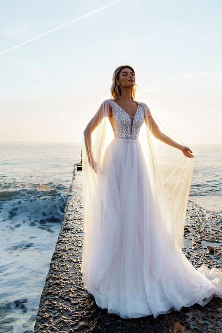 Купить свадебное платье «Алана» Сонеста из коллекции 2022 года в салоне «Мэри Трюфель»