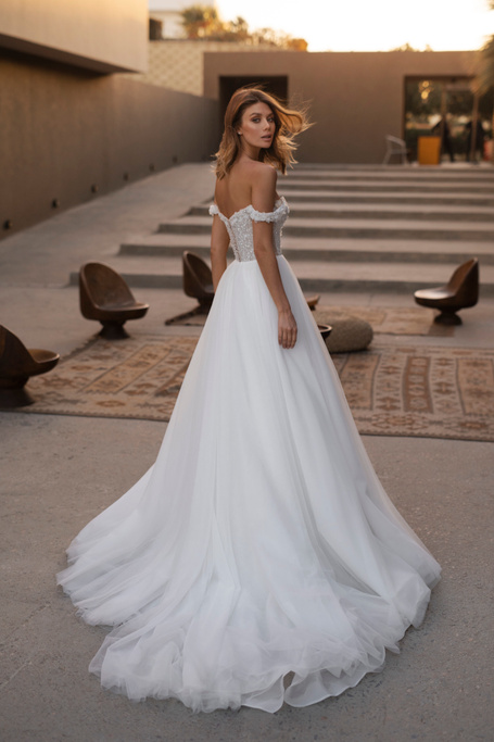 Купить свадебное платье Лалия Наталья Романова из коллекции 2024 года в салоне «Мэри Трюфель»