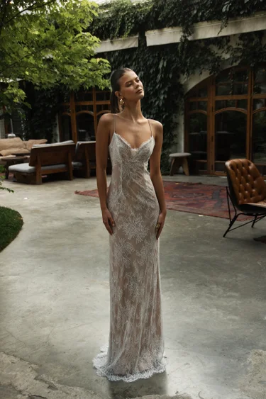 Лучшие свадебные платья до 50 тысяч рублей