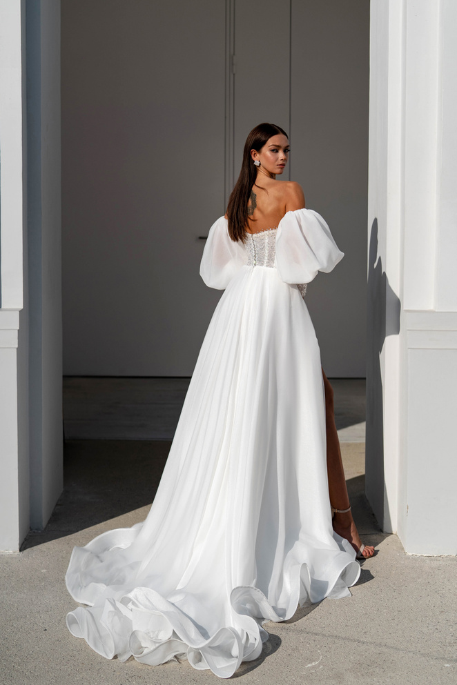 Купить свадебное платье «Мэгги» Сонеста из коллекции 2023 года в салоне «Мэри Трюфель»