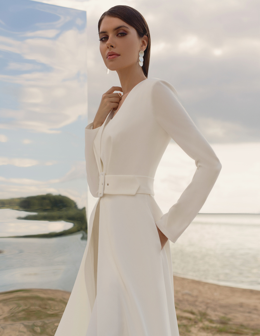 Свадебное платье «Мистеро» Strekkoza — купить в Краснодаре платье Мистеро из Nuvole Nella Sabbia Стреккоза 2020