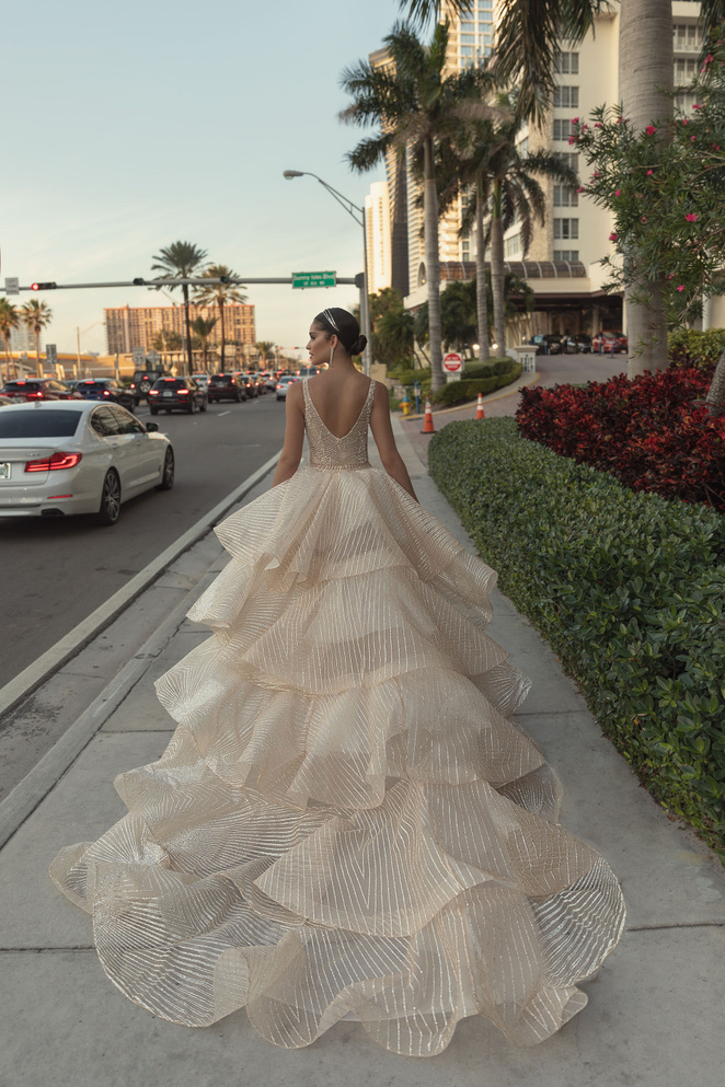 Купить свадебное платье «Эдита» Кристал Дизайн из коллекции 2020 в салоне
