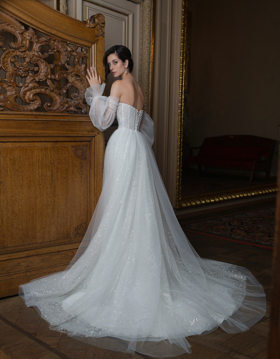 Купить свадебное платье «Тэйтон» Мэрри Марк из коллекции Мистерия 2023 года в салоне «Мэри Трюфель»